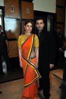 Kareena Kapoor Hot Saree Photos